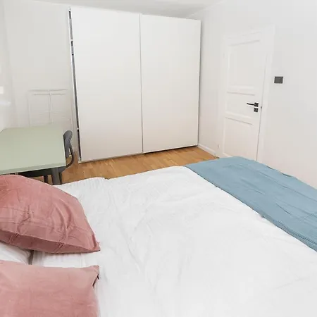 Apartment Bokiko *